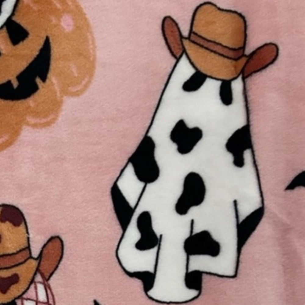 RACHEL Rachel Roy Halloween Plush Throw - Picture 6 of 10